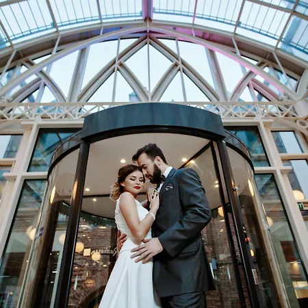 Radisson Blu Hotel, Szálloda