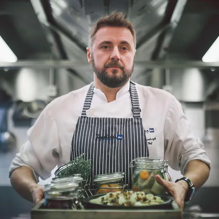 Radisson Blu Hotel, Szálloda