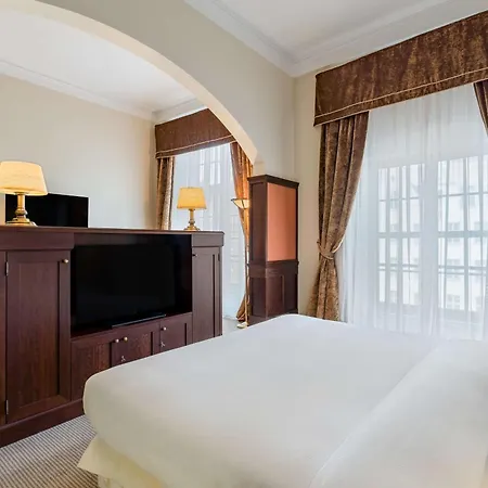 Radisson Blu Hotel, 5*