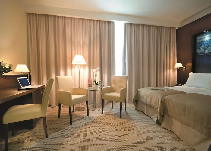 Отель Radisson Blu Hotel,